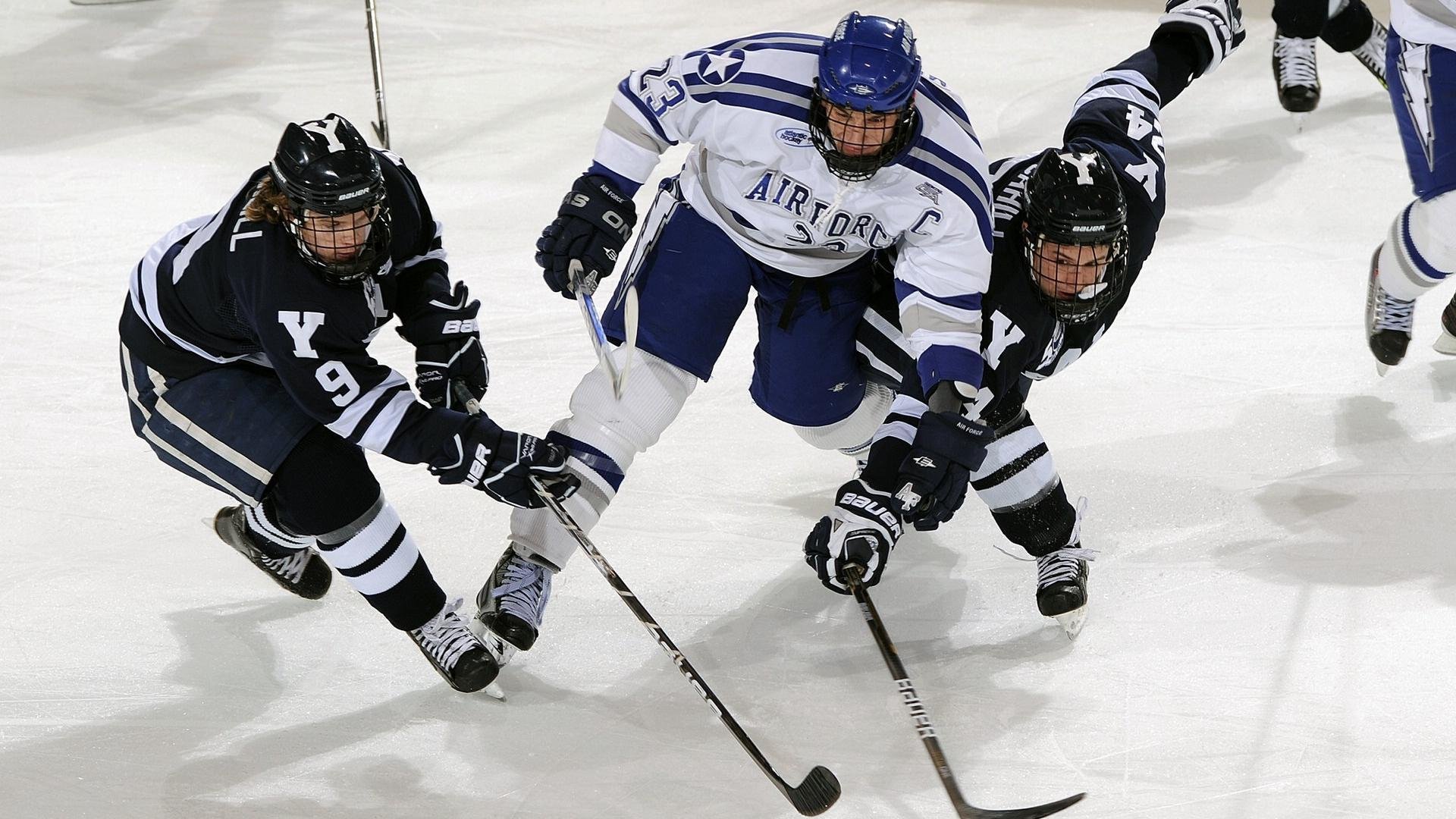 城市马拉松“志愿者专场跑” 工作人员也享受跑步快乐